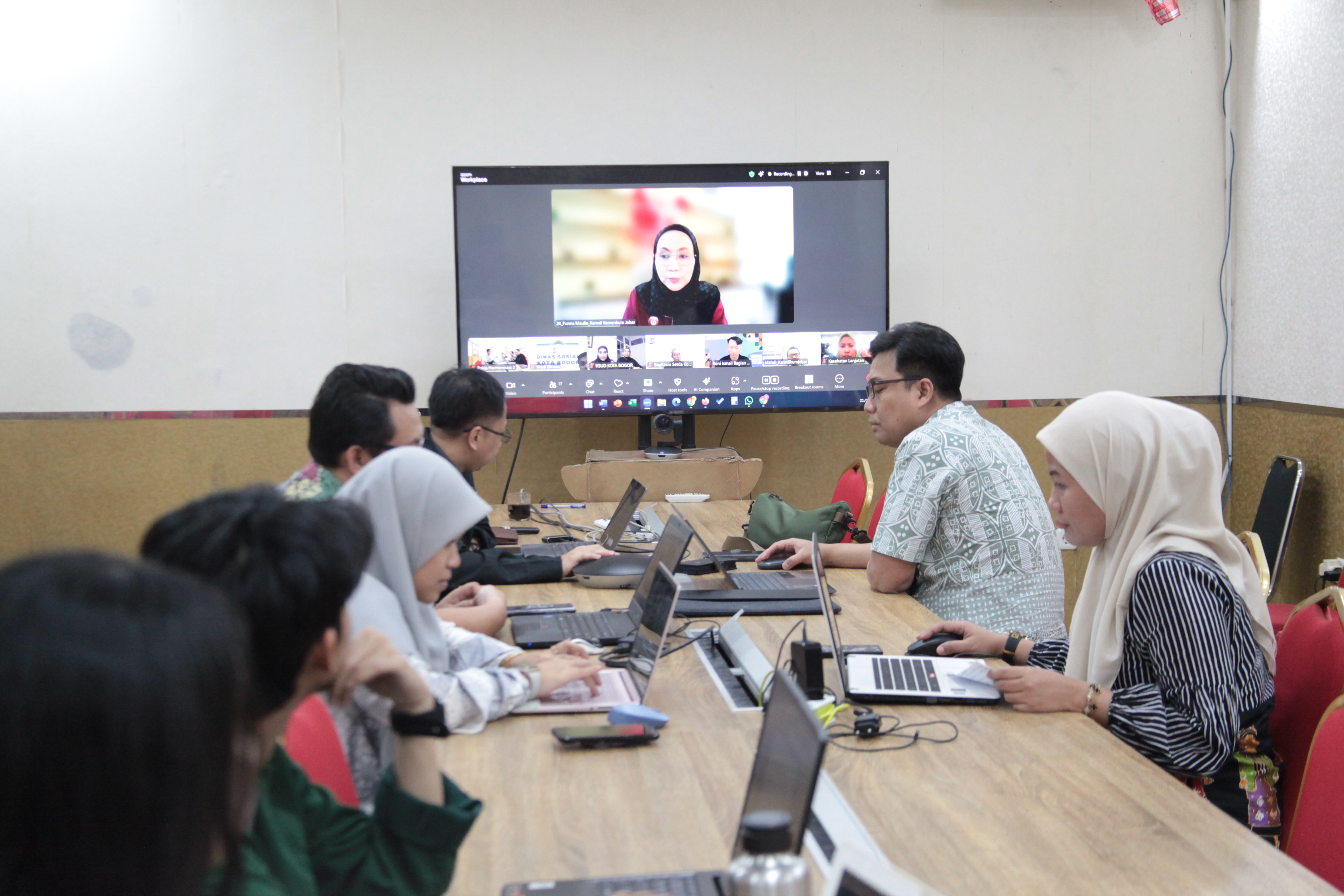 Sinergi Kemenkum Jabar dan Pemkot Bogor dalam Penyempurnaan Aturan Insentif Guru Ngaji hingga Transportasi Massal